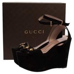 مملوكة مسبقًا Gucci Black Suede Horsebit Platform Ankle Strap Wedge Sandals Size 36.5