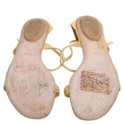 Pre Owned Gucci Gold Leather Logo Charm Strappy Sandals Size 38