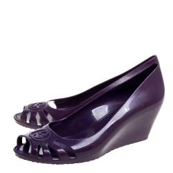 Pre Owned حذاء كعب عالي غوتشي كعب روكي مارولا مطاط بنفسجي مقاس 39