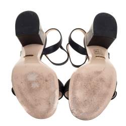 Pre Owned صندل غوتشي مارمونت جي جي كعب سميك و سير كاحل جلد أسود مقاس 38