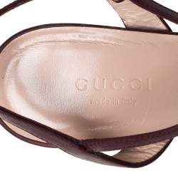 مملوكة مسبقًا صندل غوتشي مارمونت كعب سميك و سير كاحل جلد عنابي مقاس 36