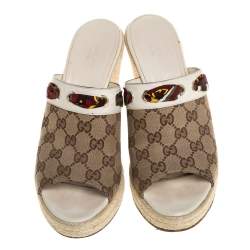 مملوكة مسبقًا صندل سلايد غوتشي مقدمة مفتوحة و كعب روكي إسبادريل كانفاس جي جي بيج مقاس 40