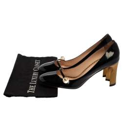 مملوكة مسبقًا Gucci Black Patent Leather Pearl Detail Mary Jane Pumps Size 39