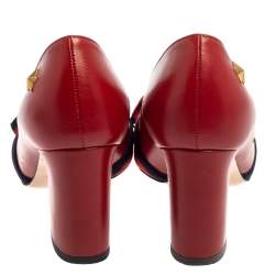 مملوكة مسبقًا Gucci Red Leather Web Bow Block Heel Pumps Size 34.5