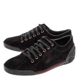 Pre Owned حذاء رياضى غوتشى منخفض من أعلى شعار سكريبت سويدى أسود مقاس 38