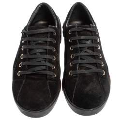 Pre Owned حذاء رياضى غوتشى منخفض من أعلى شعار سكريبت سويدى أسود مقاس 38