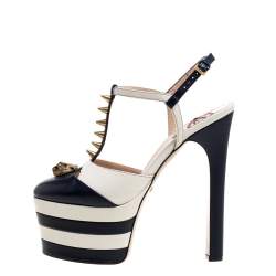 مملوكة مسبقًا صندل غوتشى سيور كاحل نعل سميك مرصع سبايك جلد أبيض وأزرق مقاس 37