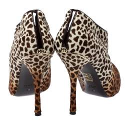 Pre Owned Gucci Beige Leopard Calfhair and Leather Ankle Booties Size 40