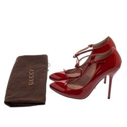 مملوكة مسبقًا حذاء كعب عالى غوتشى سيور حرف تى بيفرلى جلد لامع أحمر مقاس 36