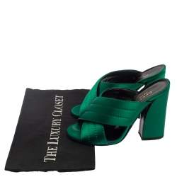 مملوكة مسبقًا Gucci Green Satin Crisscross Mule Sandals Size 35.5
