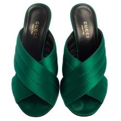 مملوكة مسبقًا Gucci Green Satin Crisscross Mule Sandals Size 35.5
