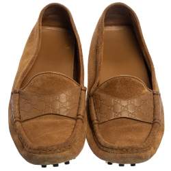 مملوكة مسبقًا Gucci Beige Suede And Guccissima Leather Slip On Loafers Size 37
