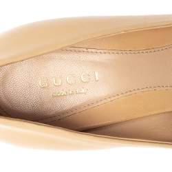Pre Owned Gucci Beige Leather Jolene Horsebit Peep Toe Pumps Size 35