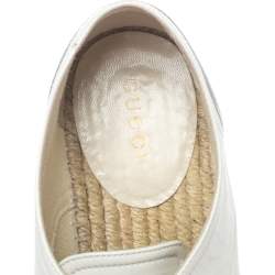 مملوكة مسبقًا Gucci White/Silver Leather GG Logo Pilar Espadrille Wedges Size 36