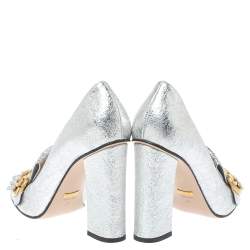 Pre Owned حذاء كعب عالى غوتشى شراشيب مارمونت جى جى جلد مجعد فضى ميتالك مقاس 39