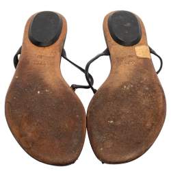 Pre Owned صندل غوتشى بإصبع جى جى متشابكين جلد أسود مقاس 38