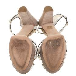 Pre Owned Gucci Cream Leather Crest Heart Ankle Strap Sandals Size 39.5