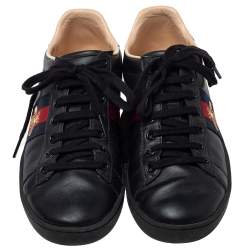 مملوكة مسبقًا حذاء رياضى غوتشى منخفض من أعلى نحلة أيس جلد أسود مقاس 36.5