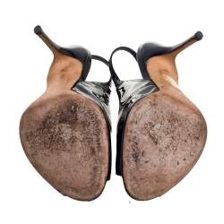 Pre Owned صندل غوتشي جلد أسود لامع مفتوح مقاس 39