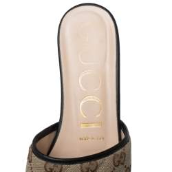 مملوكة مسبقًا صندل سلايد غوتشي جلد و كانفاس جي جي أسود و بيج مقاس 38