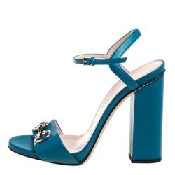 مملوكة مسبقًا صندل غوتشي مزين هورسبيت سير كاحل مقدمة مفتوحة كعب سميك جلد أزرق مقاس 38