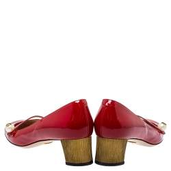 مملوكة مسبقًا Gucci Red Patent Leather Mary Jane Pumps Size 40