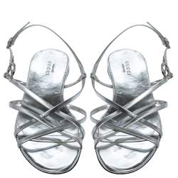 Pre Owned صندل غوتشى فلات سير جلد فضى مقاس 36