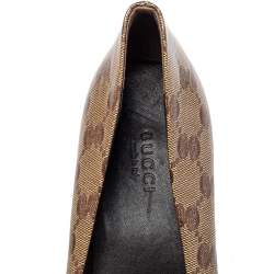 Pre Owned Gucci Brown/Beige GG Crystal Canvas Bow Round Toe Pumps Size 39