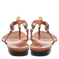 مملوكة مسبقًا صندل بإصبع غوتشي فلات مزخرف بامبو جلد بني مقاس 39