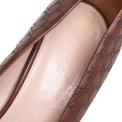 Pre Owned Gucci Brown Microguccissima Leather Peep Toe Platform Pumps Size 38.5