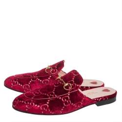 مملوكة مسبقًا Gucci Red Velvet GG Princetown Mules Size 41