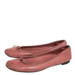 مملوكة مسبقًا Gucci Pink Leather Slip On Ballet Flats Size 40