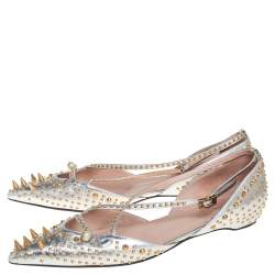 Pre Owned حذاء باليرينا فلات غوتشي يونيا سبايك سير كاحل جلد فضي مقاس 41