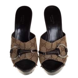 مملوكة مسبقًا Gucci 'GG' Monogram Canvas 'Icon Bit' Wooden Clog Slides Size 36