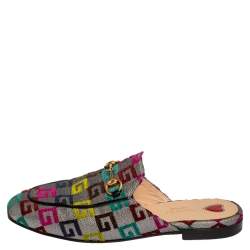 مملوكة مسبقًا Gucci Silver Fabric Embroidered G Princetown Mule Flats Size 38