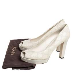 مملوكة مسبقًا Gucci Grey Guccissima Leather Peep Toe Platform Pumps Size 39.5