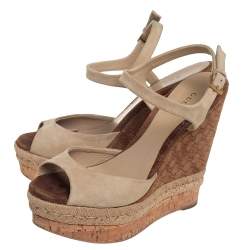 Pre Owned صندل غوتشي كعب روكي هولي سويدي بيج مقاس 37