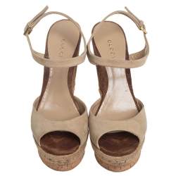 Pre Owned صندل غوتشي كعب روكي هولي سويدي بيج مقاس 37