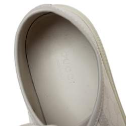 مملوكة مسبقًا حذاء رياضي غوتشي جلد وكانفاس جي جي سوبريم كريمي/رصاصي مقدمة بيضاء منخفض من أعلى مقاس 39