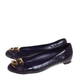 مملوكة مسبقًا حذاء فلات باليه غوتشي إبزيم حرفي جي متشابك جلد وجلد لامع أرجواني مقاس 38.5