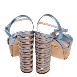 مملوكة مسبقًا صندل غوتشي كلوديا جلد أزرق بحزام للكاحل نعل سميك مقاس 38