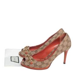 Pre Owned Gucci Beige/Brown GG Canvas Horsebit Peep Toe Pumps Size 38.5