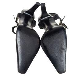 حذاء كعب عالي غوتشي جلد أسود مقدمة مدببة بحزام للكاحل مقاس 36.5