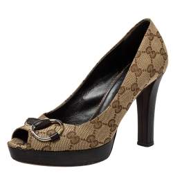 مملوكة مسبقًا Gucci Beige/Brown GG Canvas Horsebit Peep Toe Pumps Size 36.5