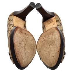 مملوكة مسبقًا Gucci Beige/Brown GG Canvas Horsebit Peep Toe Pumps Size 36.5