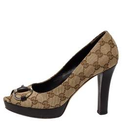 مملوكة مسبقًا Gucci Beige/Brown GG Canvas Horsebit Peep Toe Pumps Size 36.5