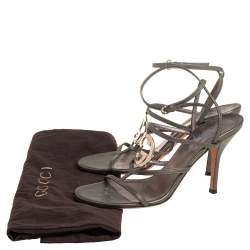 Pre Owned صندل غوتشي جلد رصاصي ميتاليك سيور مزينة شعار الماركة حرف جي متداخل مقاس 38