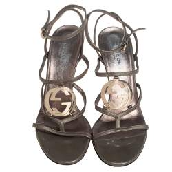 Pre Owned صندل غوتشي جلد رصاصي ميتاليك سيور مزينة شعار الماركة حرف جي متداخل مقاس 38