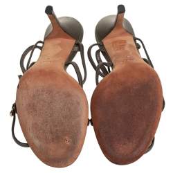 Pre Owned صندل غوتشي جلد رصاصي ميتاليك سيور مزينة شعار الماركة حرف جي متداخل مقاس 38