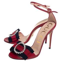 Pre Owned صندل غوتشي شارلوت جلد أحمر بنمط ويب مزين بالكريستال وحزام  كاحل مقاس 37.5